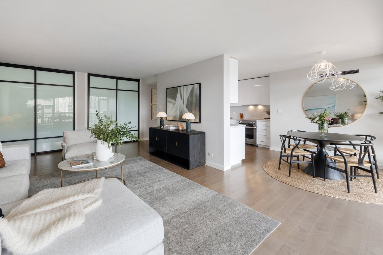 Contemporary Pacific Heights 1 Bedroom + Den