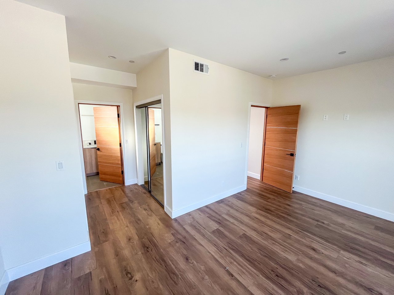 Brand-New 5-Unit Multifamily in Prime Los Angeles