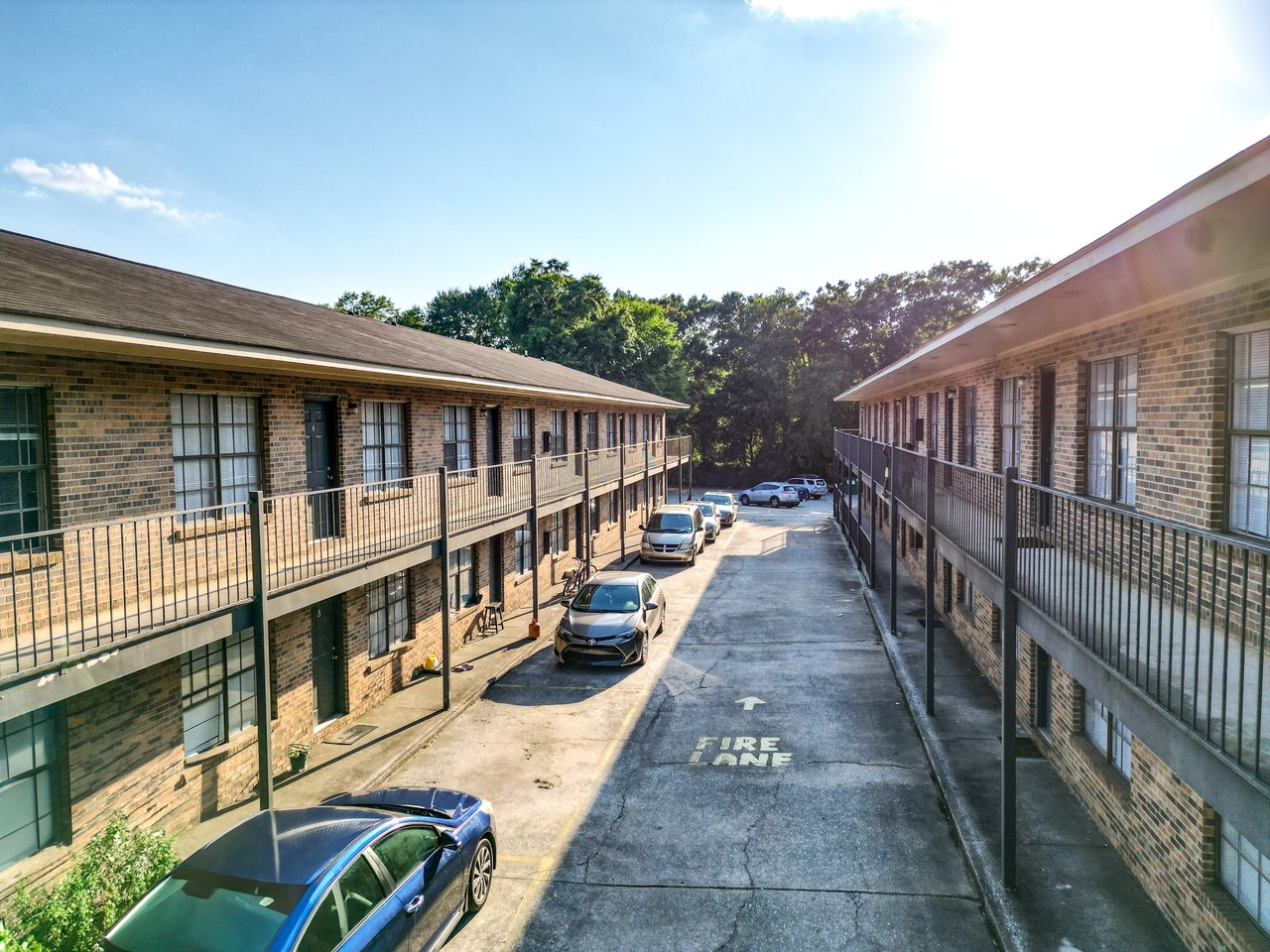 313 N Ross