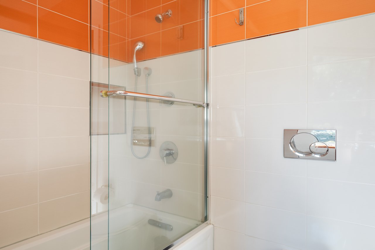 3604 Glenridge Dr, Sherman Oaks 