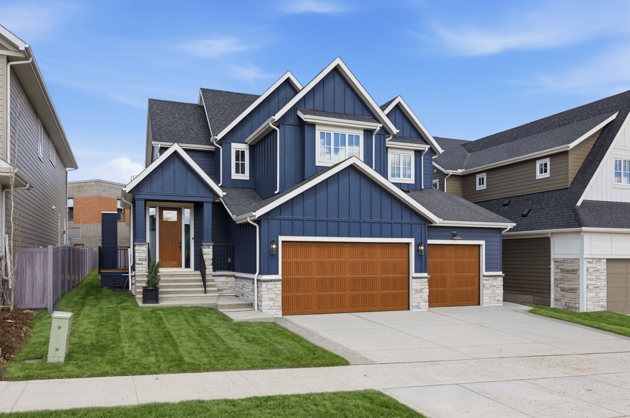 378 Bessborough Drive SW