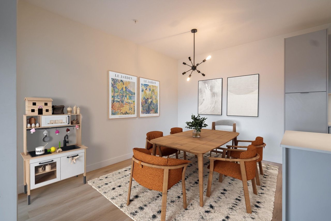 327-2493 Montrose Ave