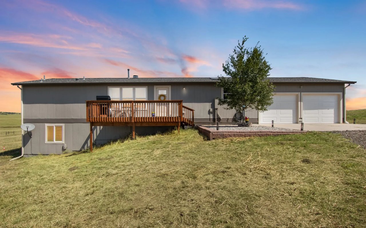 Just Listed: Prairie-To-Peak Living in East Larkspur
