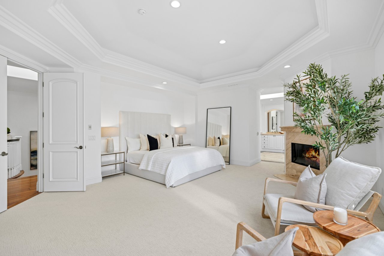 1943 Port Provence Place