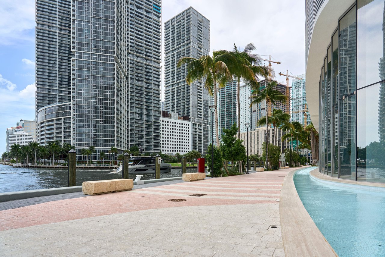 Aston Martin Miami Residences