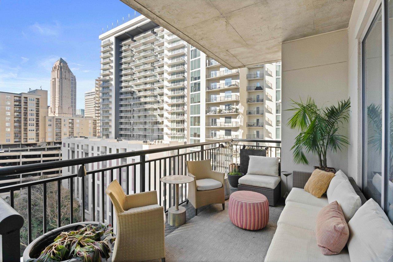 222 12th Street Unit 1503