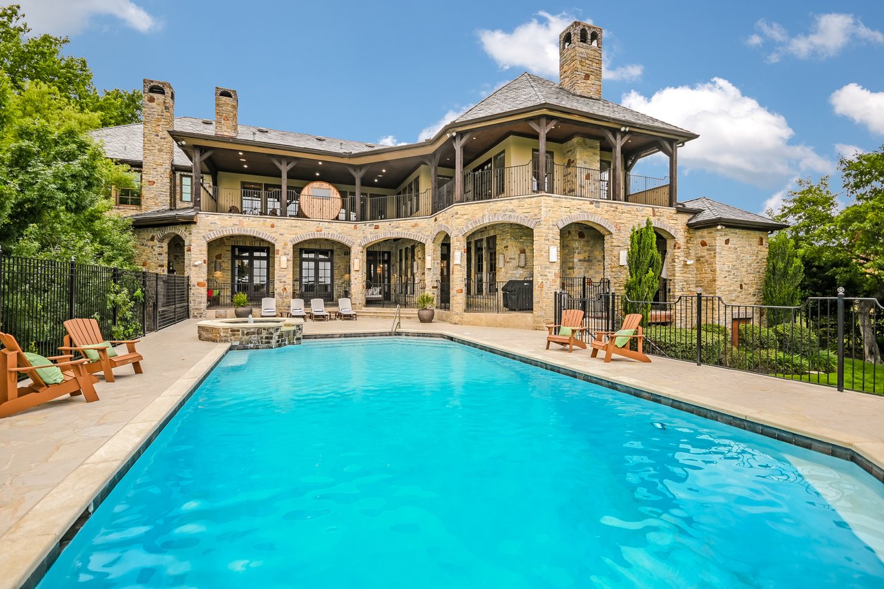 4604 Mantle Drive