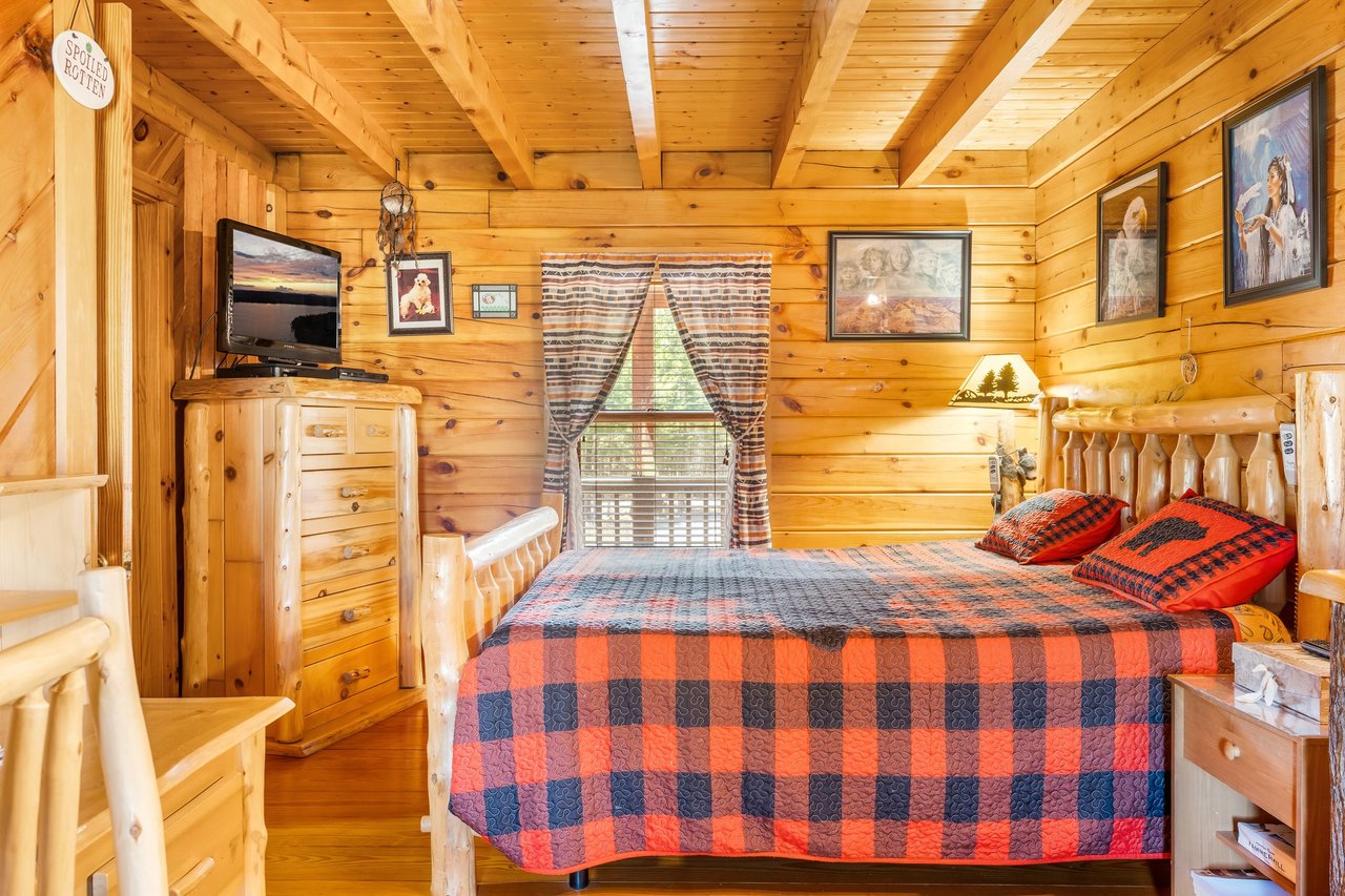 291 River Road Milo, ME 04463-1603