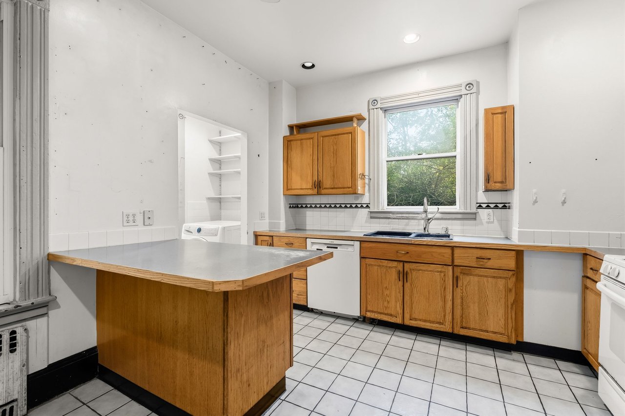 30 Walnut St, Somerville