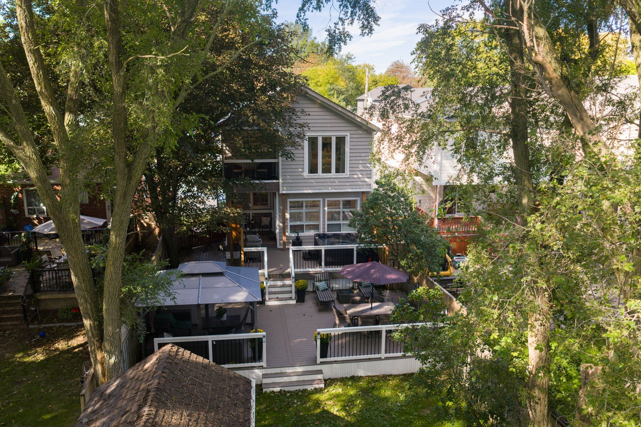 3 Phenix Drive