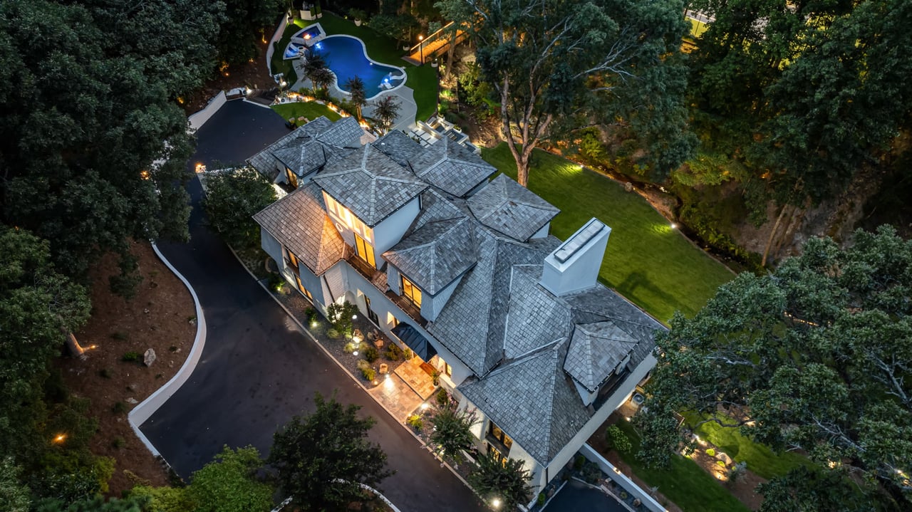 W Paces Ferry Drive