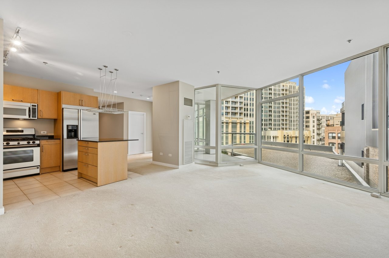 510 W Erie St Unit 604