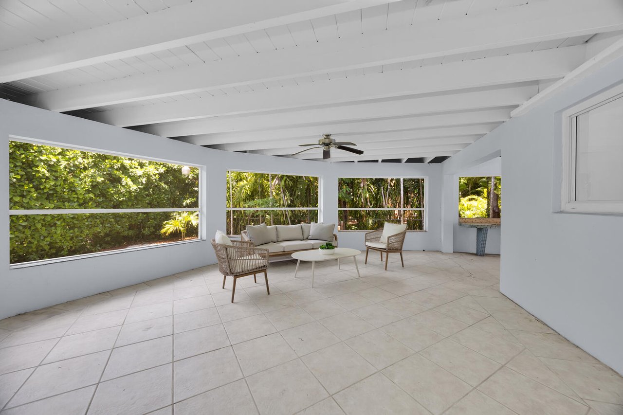 Coral Gables Beauty Just Listed