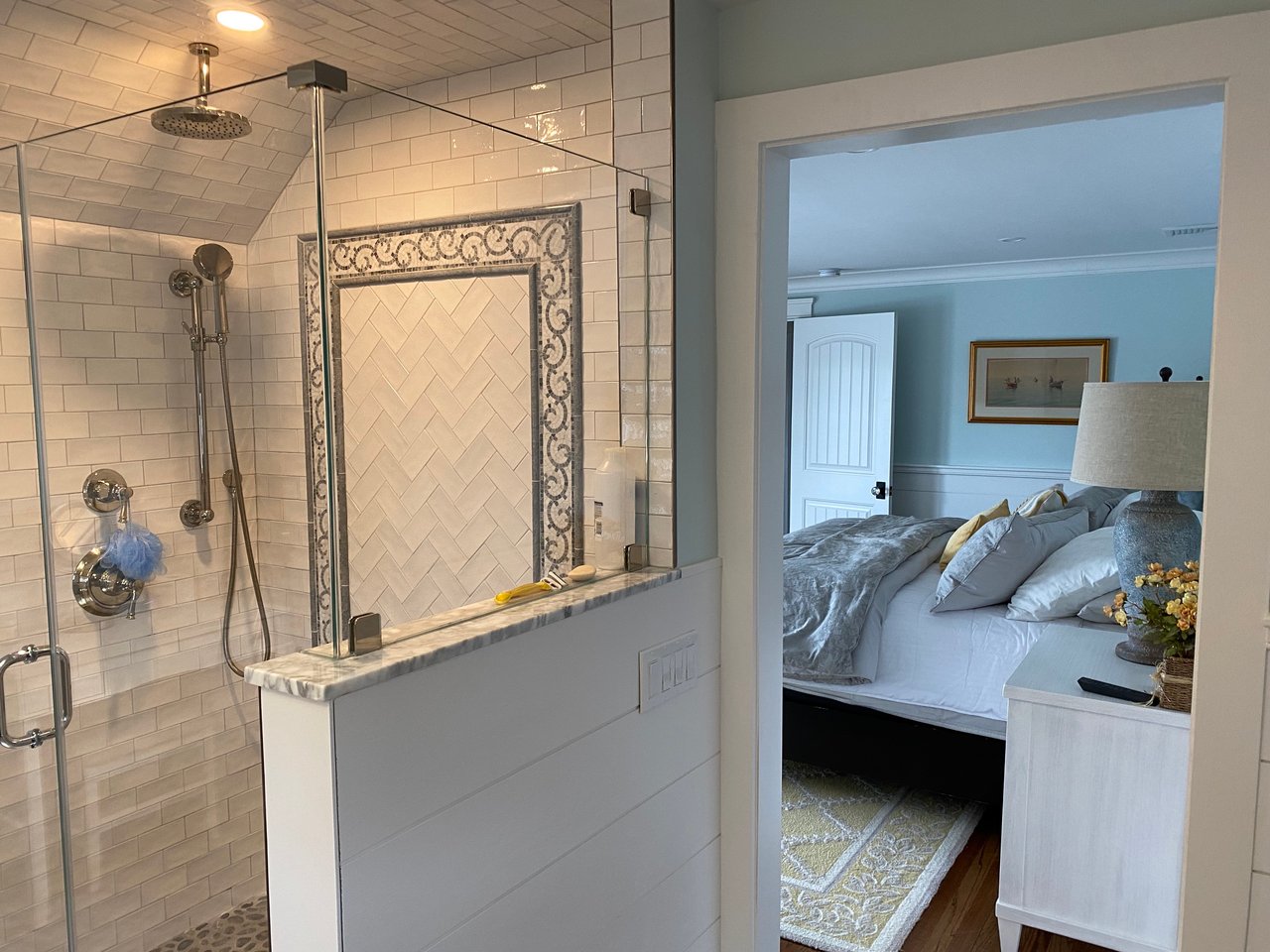 #149 Exclusive Curtis Point Home with Pool