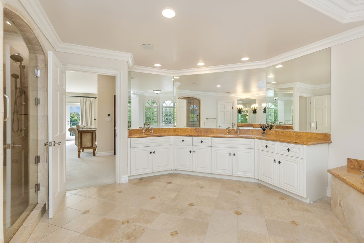1922 Bel Air Rd
