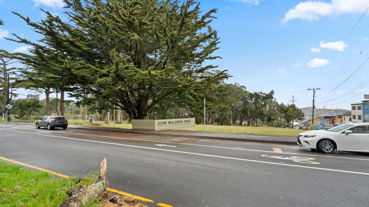 32 Seville St
