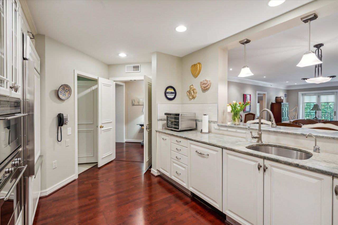 Condo at the Corithian