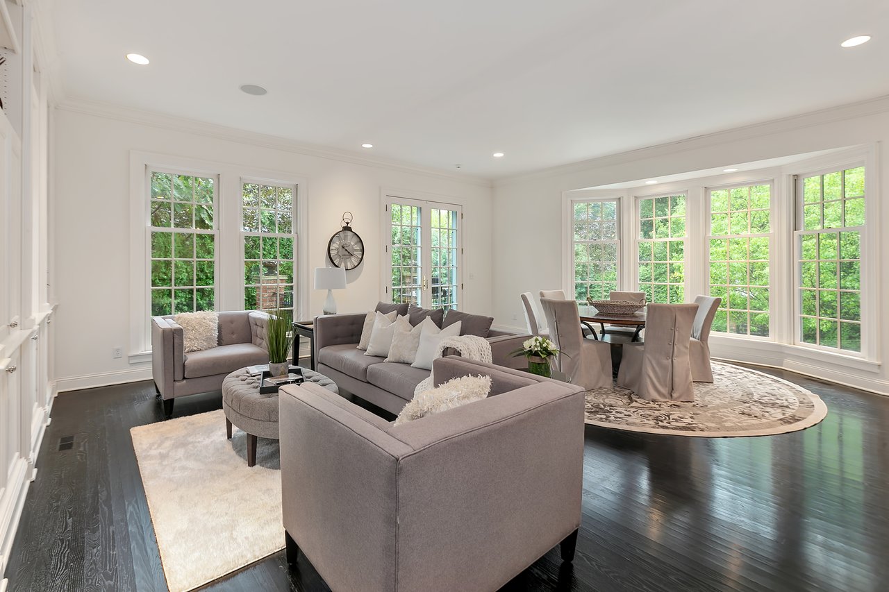 Gorgeous Highcroft Masterpiece in Wayzata!