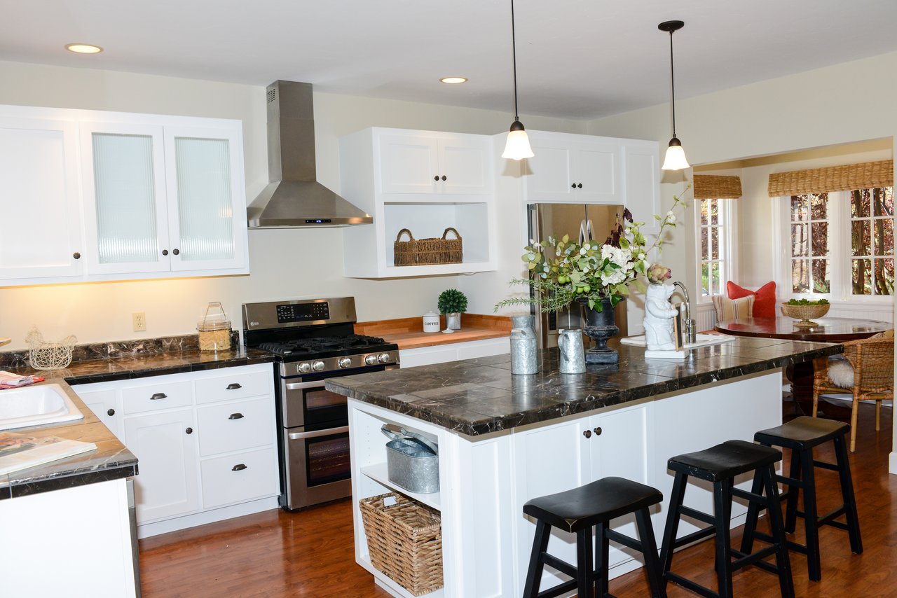 65 Bella Vista Avenue, San Anselmo