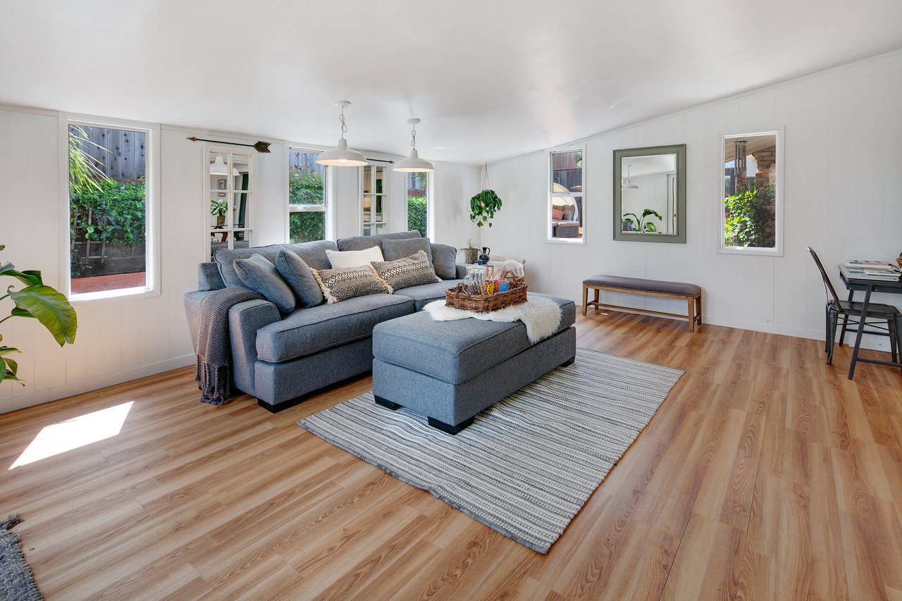 38 Manor View Drive, Fairfax