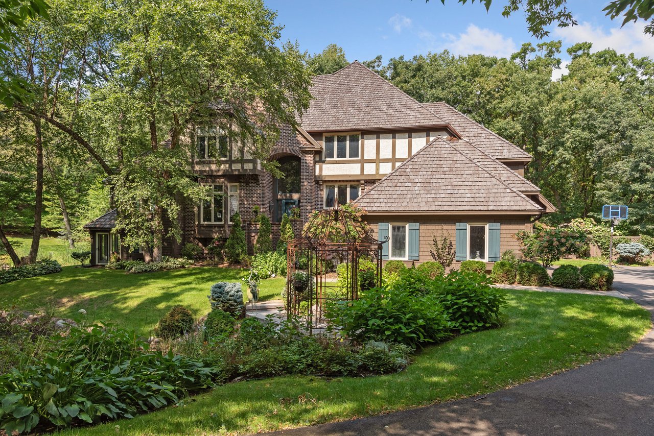 Extraordinary Country English Estate in the Heart of Minnetonka!