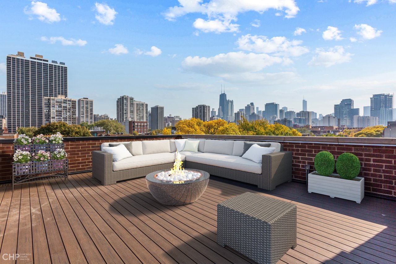 Luxurious Old Town Penthouse: 1538 N North Park, #2