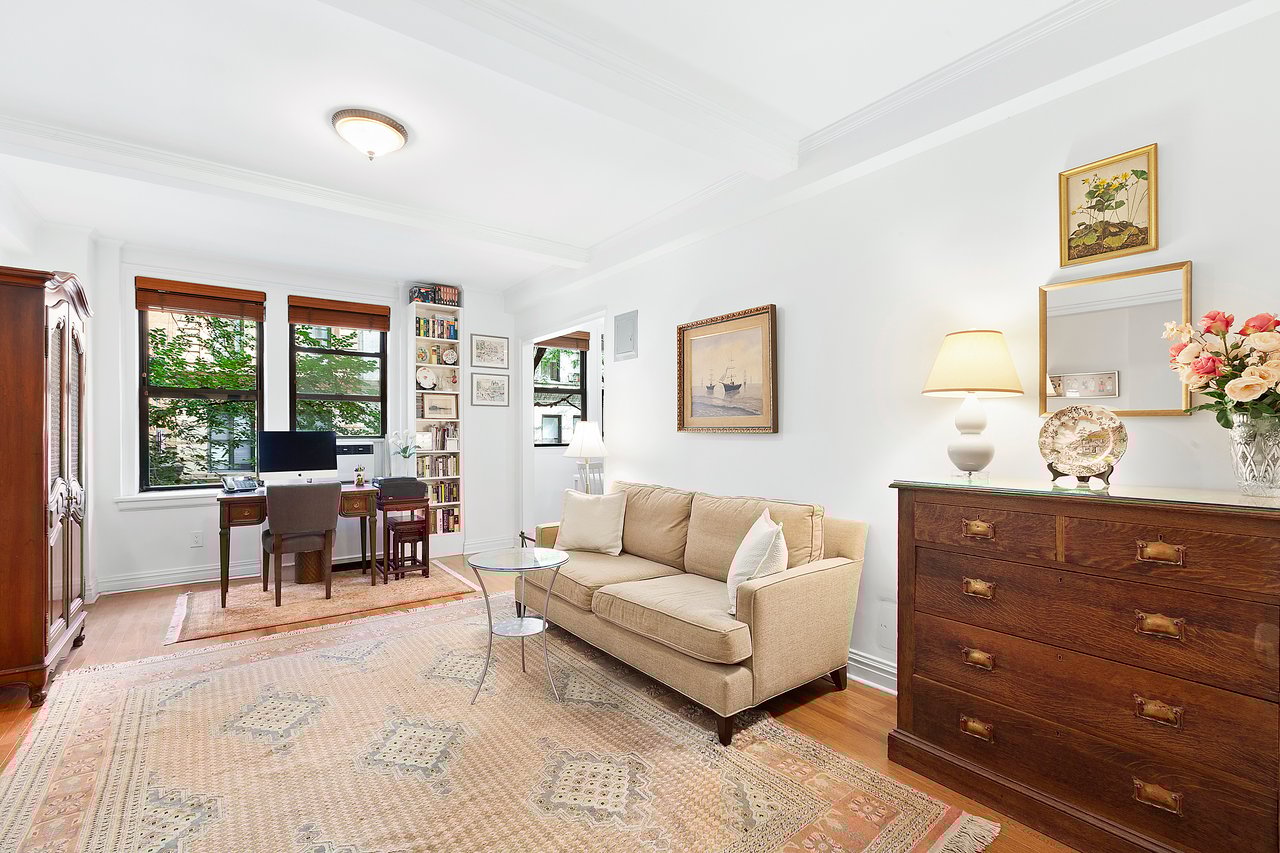 74 West 68th Street, #3B