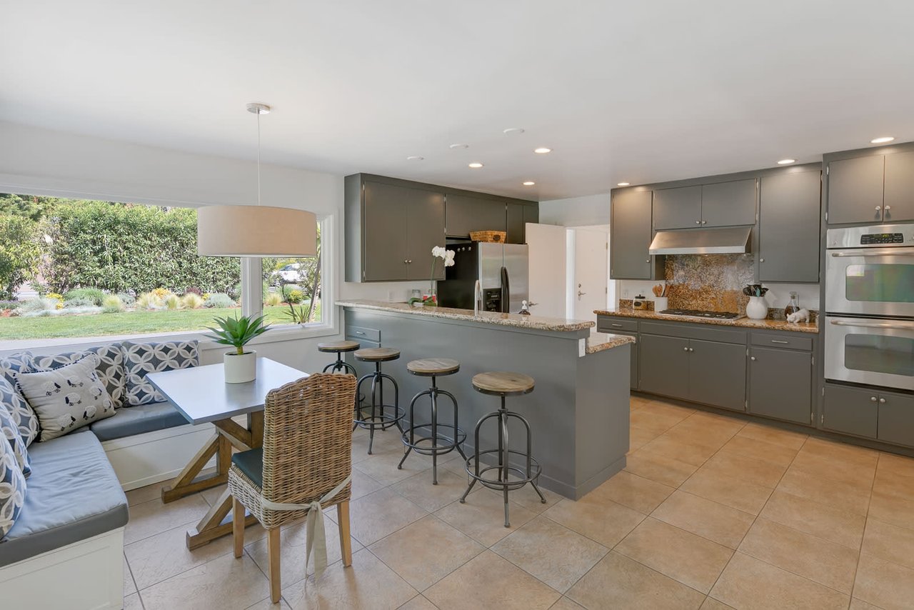 1349 Butterfield Road