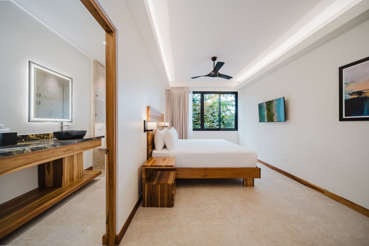 American luxury where the mountains meet the Pacific