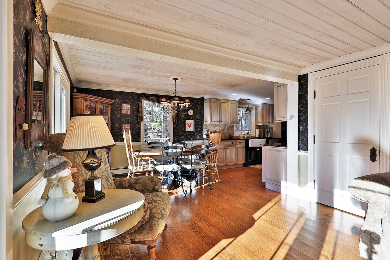 71 South Hill Crossroad