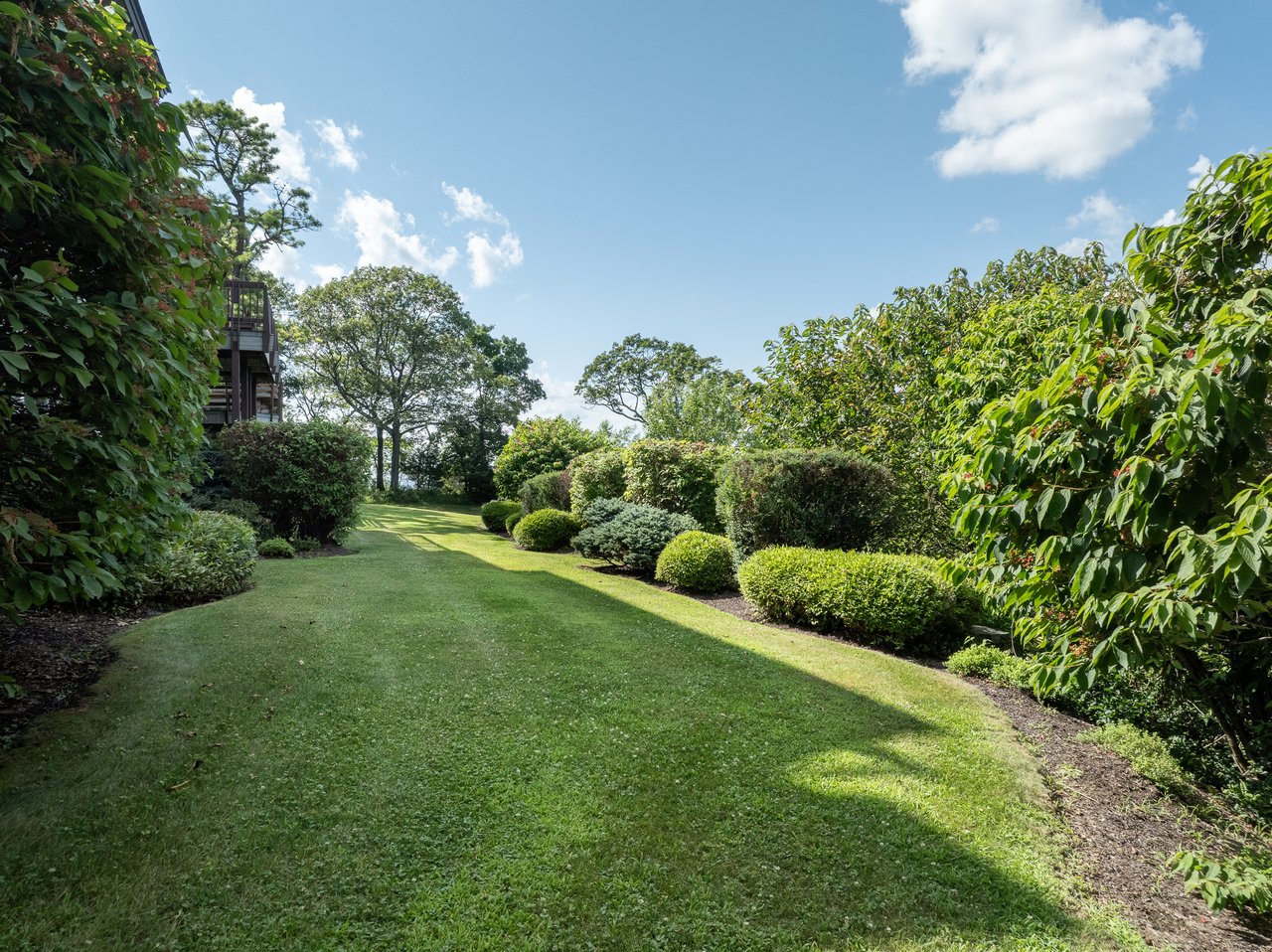 12 Mountain Brook Road