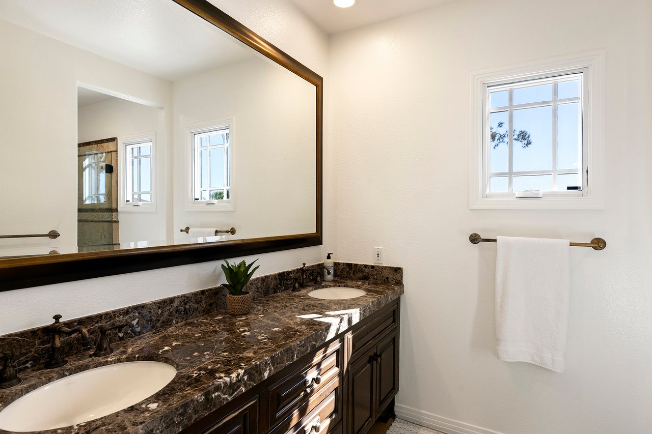 14 San Rafael Place