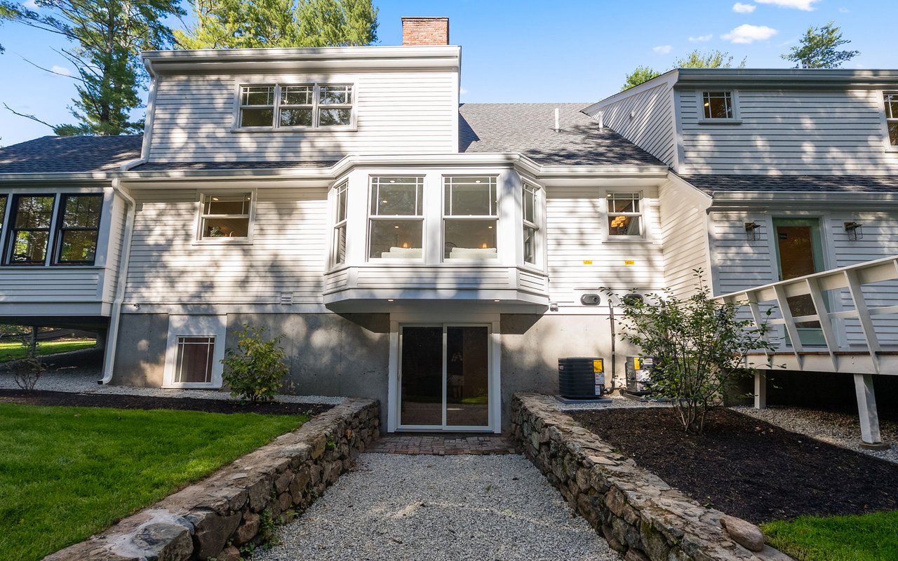 95 Sylvan Lane Weston, MA 02493