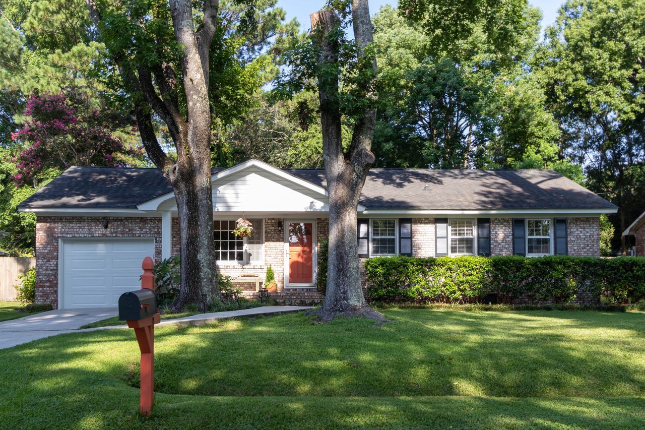 1390 Fairfield Avenue