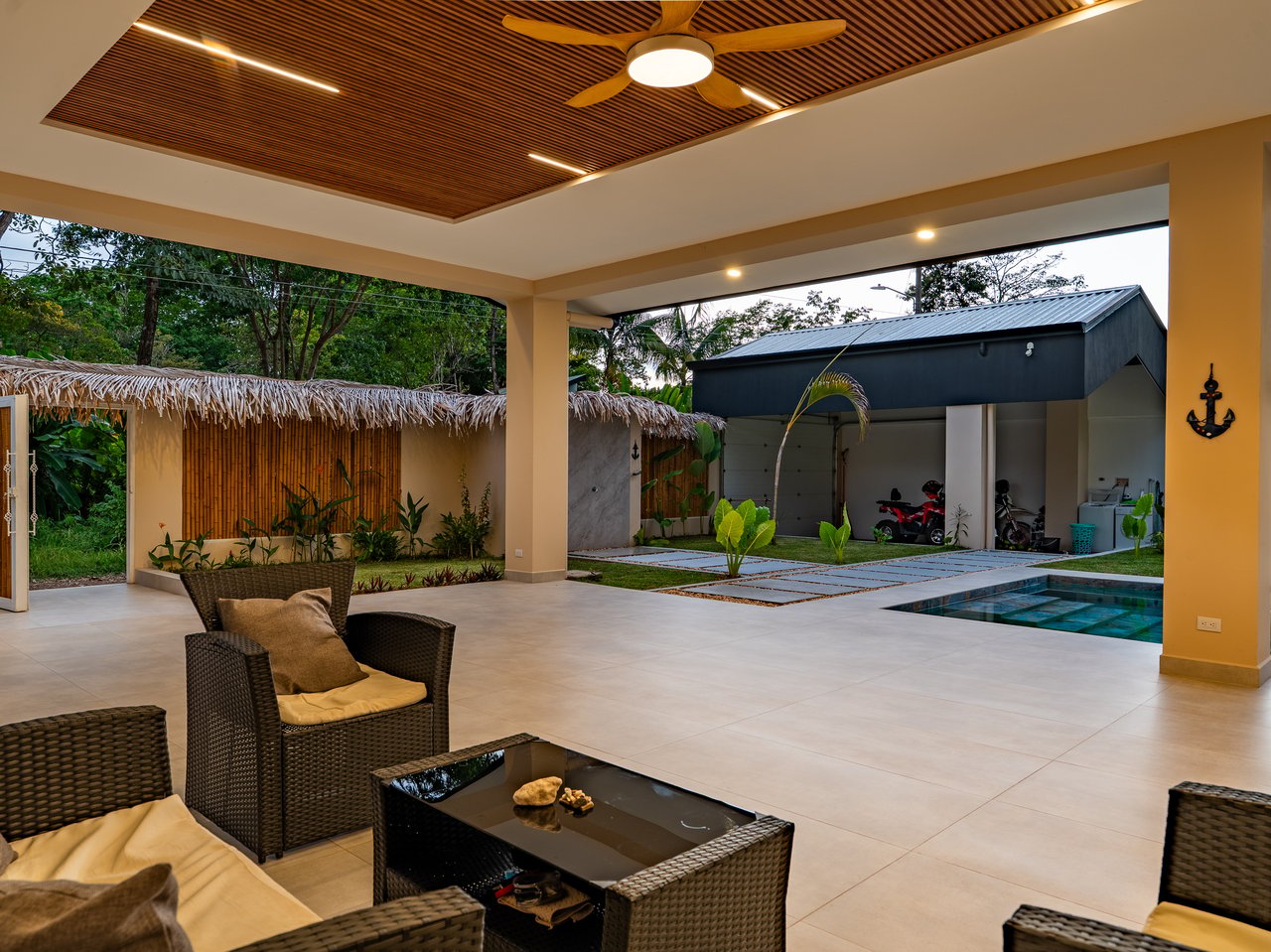 Refined Tropical Home in Uvita, Costa Rica | Walk to Beach & Parque Nacional Marino Ballena