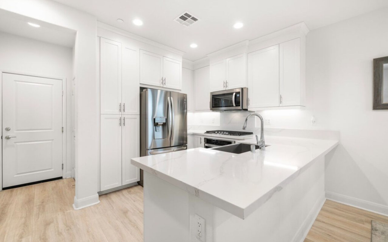 Modern Vista Townhome for Sale