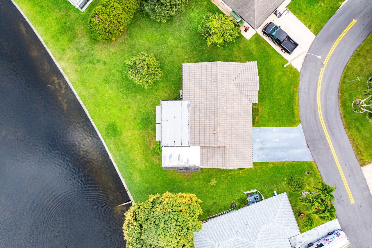 MAINLANDS OF TAMARAC LAKES