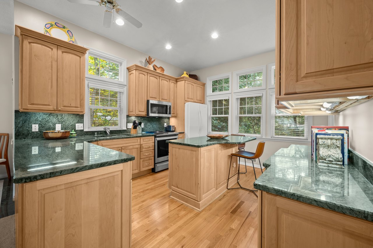 Lake MI Townhouse