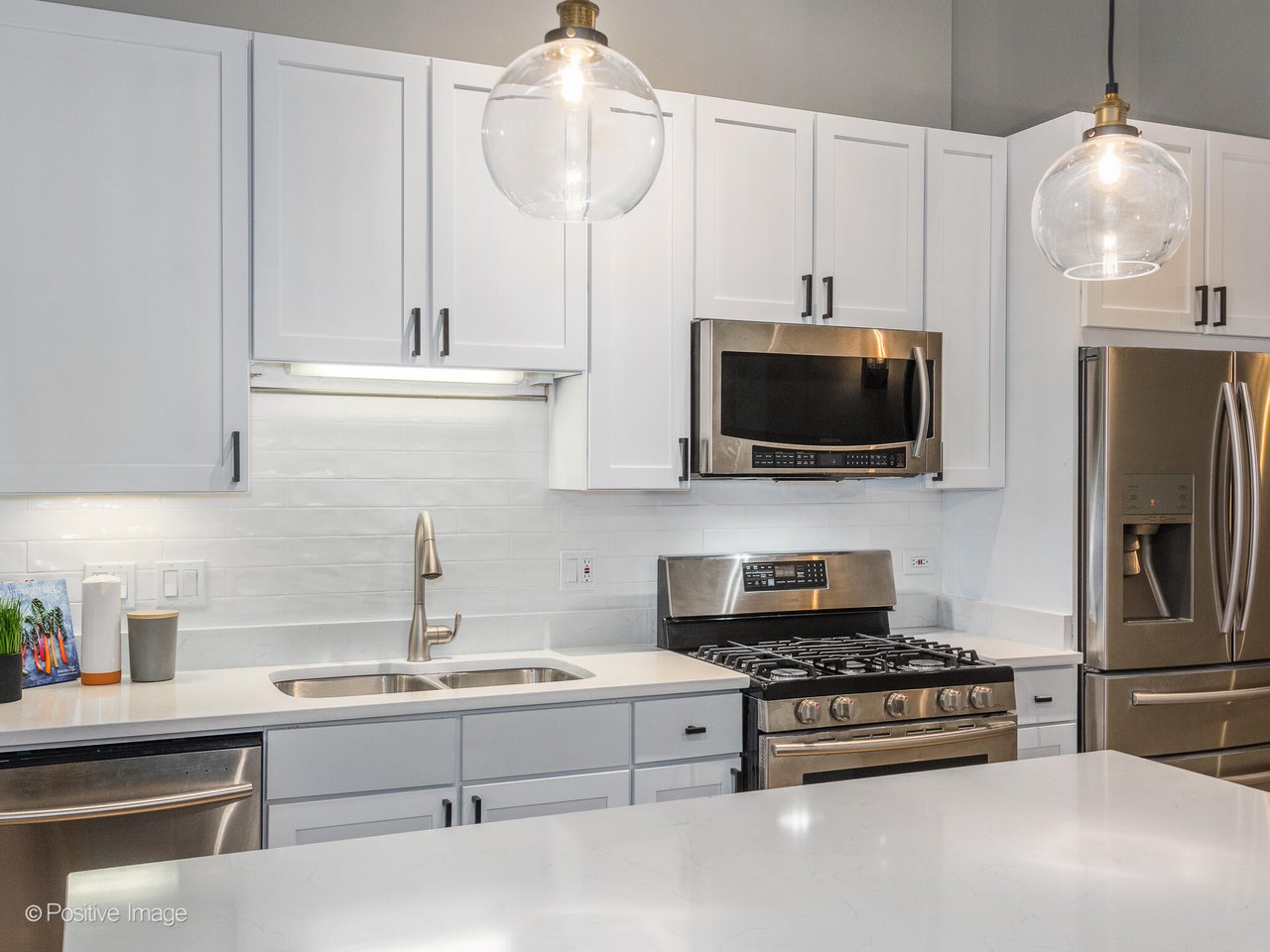 758 N Larrabee St Unit 717