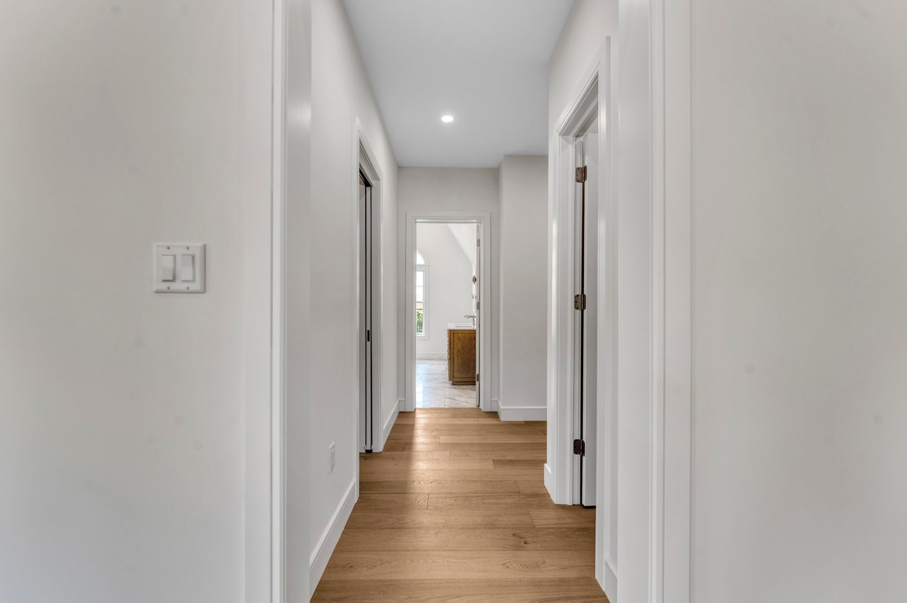 229 Bogert Pl