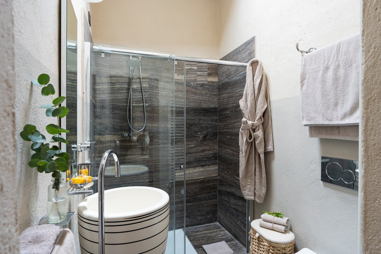 Renovated 18th Century Tuscan Home With Beautiful Hill Views