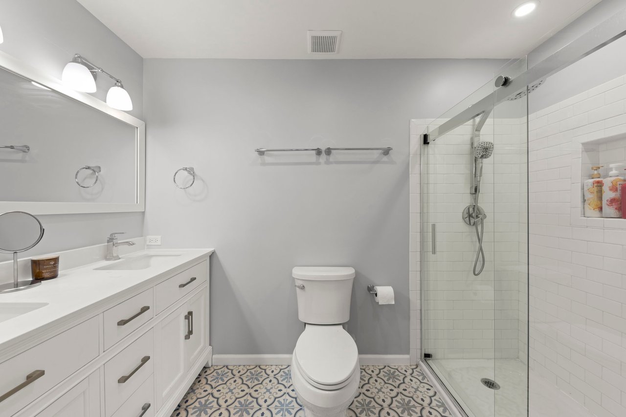 2240 Mecan Dr. Naperville