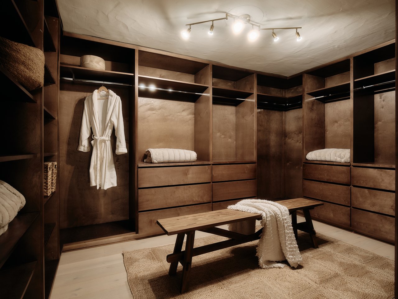 2729 Nichols Canyon Rd, Hollywood Hills