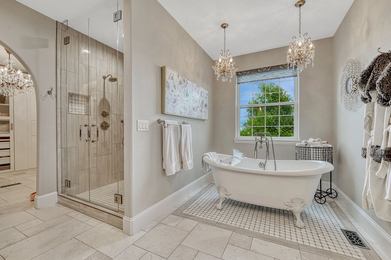25995 Cave Spring Trail