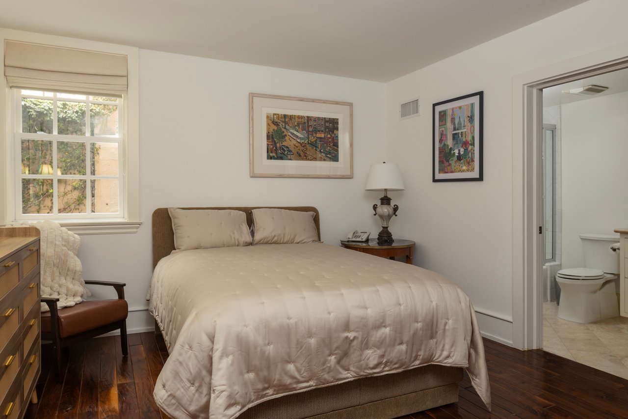 Rare Bayfront Offering
