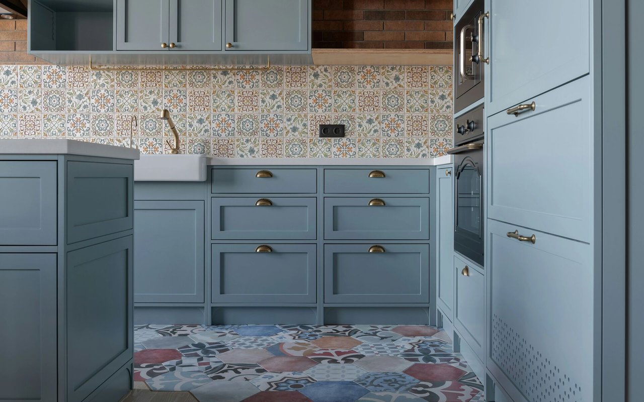 Guest Post: Aubusson Blue Mix