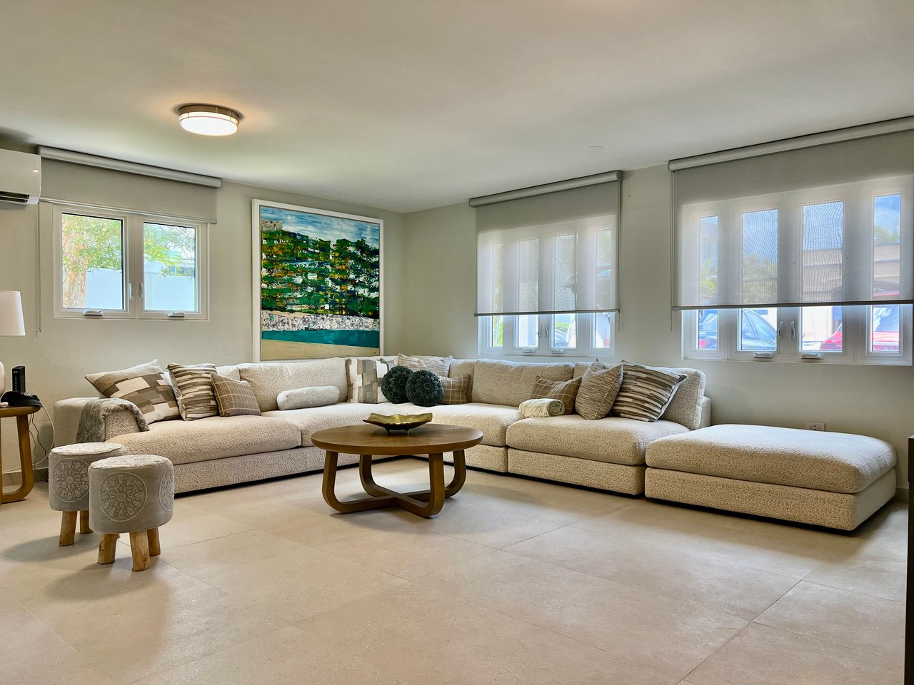 Ocean Breeze. Luxury 