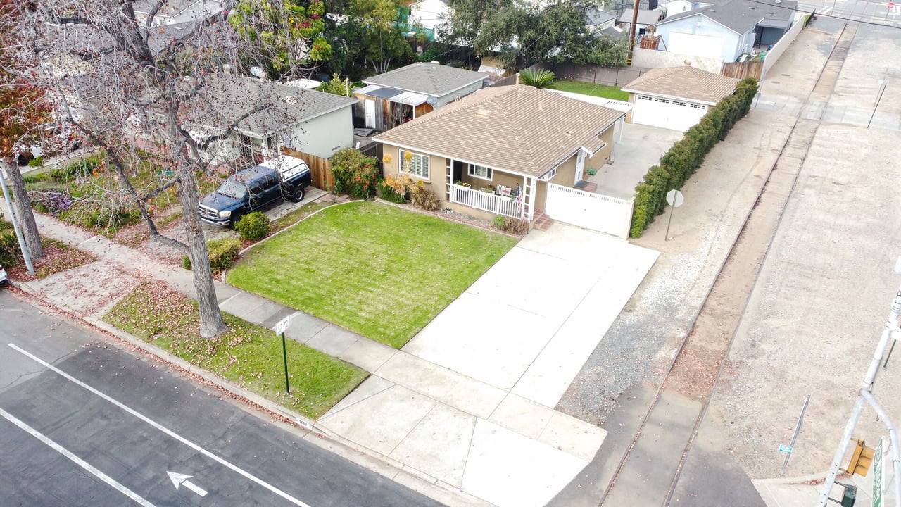 1481 Bonita Avenue