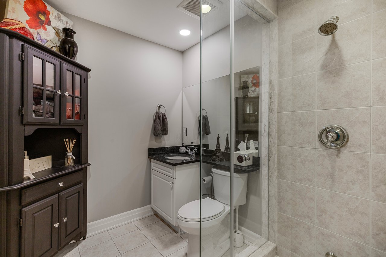 360 Pearl Street #201