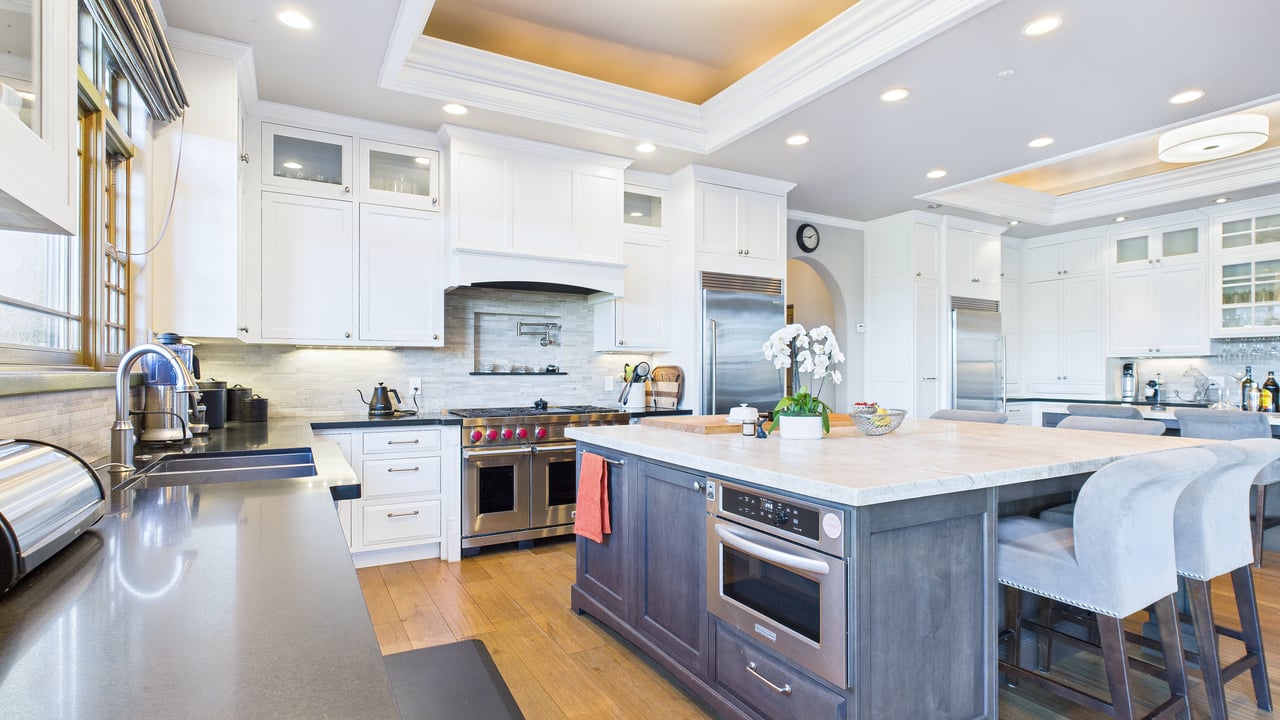 The Pezzy King Estate